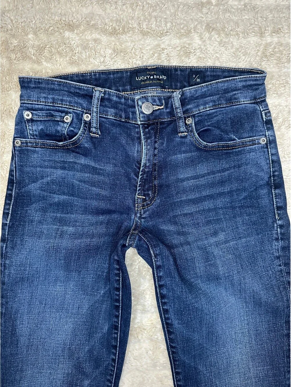 Lucky Brand Sweet Boot dark wash mid-rise bootcut stretch denim jeans Size 2/26